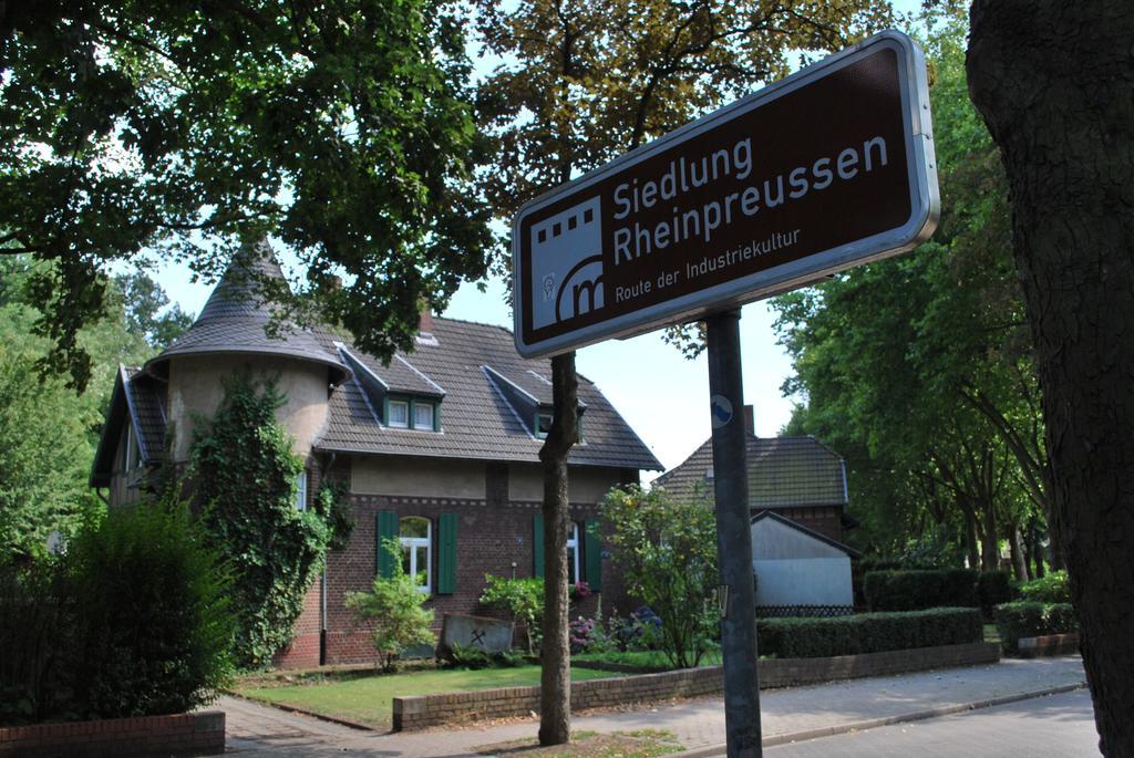 Central Pension Duisburg Ngoại thất bức ảnh